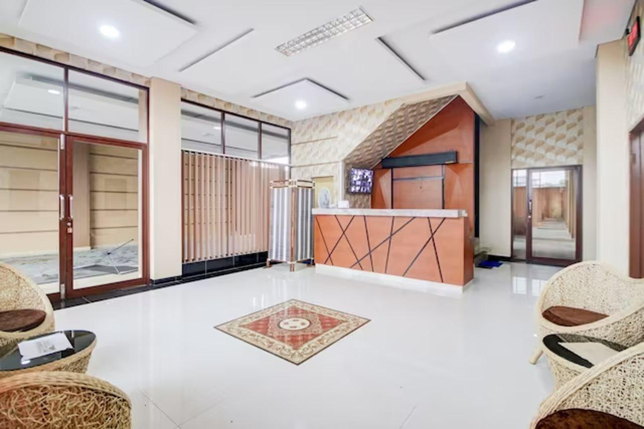 Hotel Oyo 90341 Sean's Medan